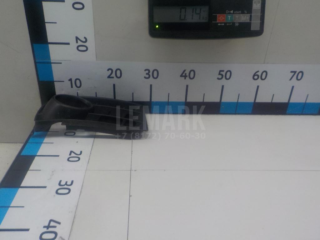 Решетка в бампер правая 1K0853666C9B9 VAG