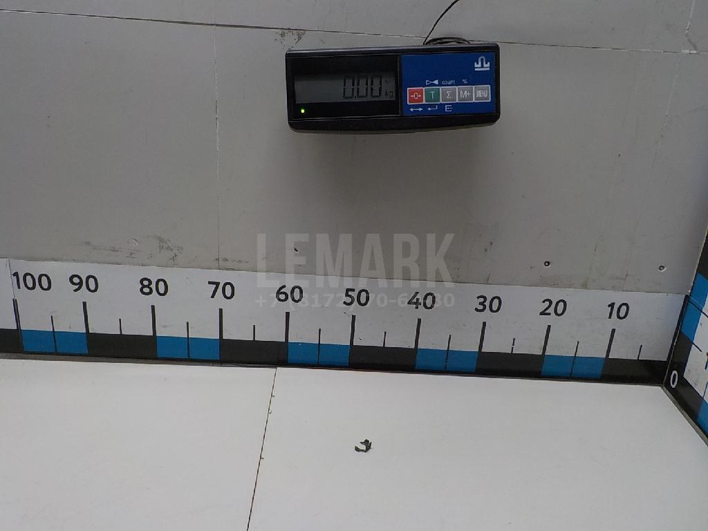 Крепеж форсунки 036133047G VAG