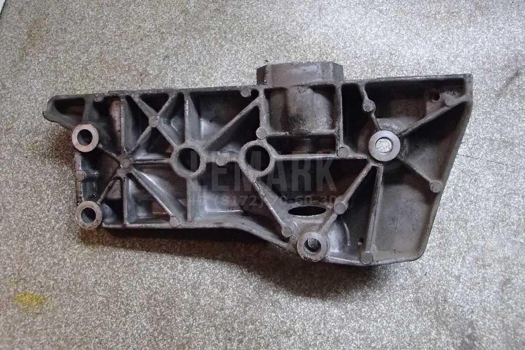 Кронштейн генератора для  BMW 7-serie E65/E66 2001-2008