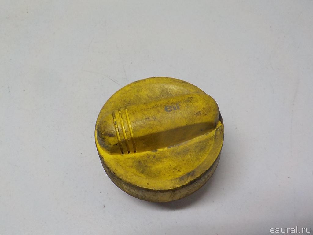 Крышка маслозаливной горловины