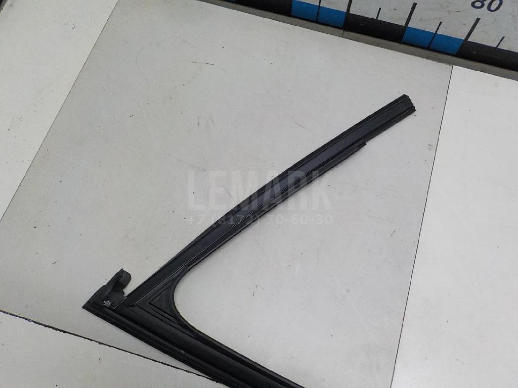 Уплотнитель стекла двери для  BMW 7-serie G11/G12 2015-2022