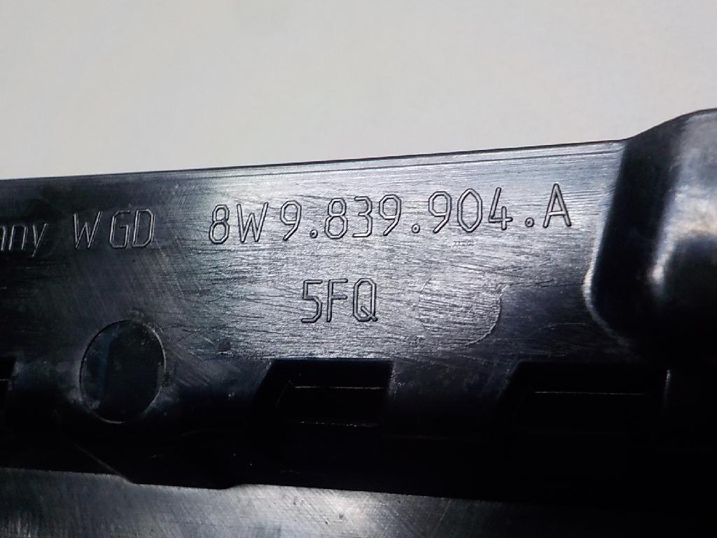 Накладка двери задней правой для  Audi 80/90 [B3] 1986-1991