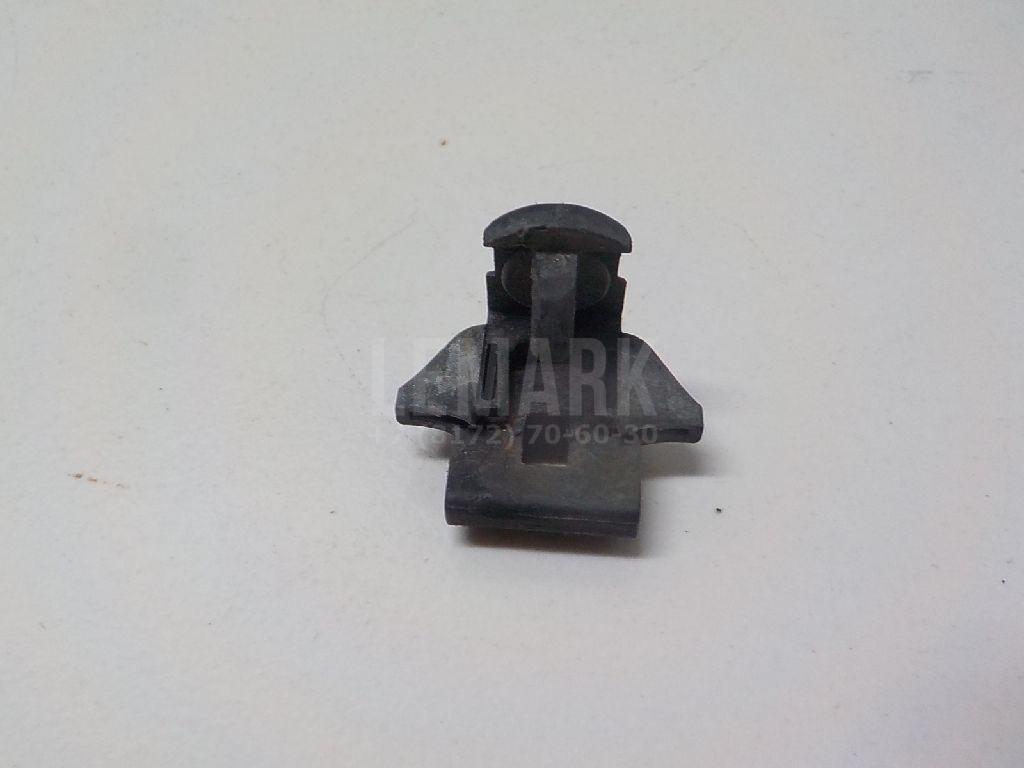 Крепеж 638484M500 Nissan