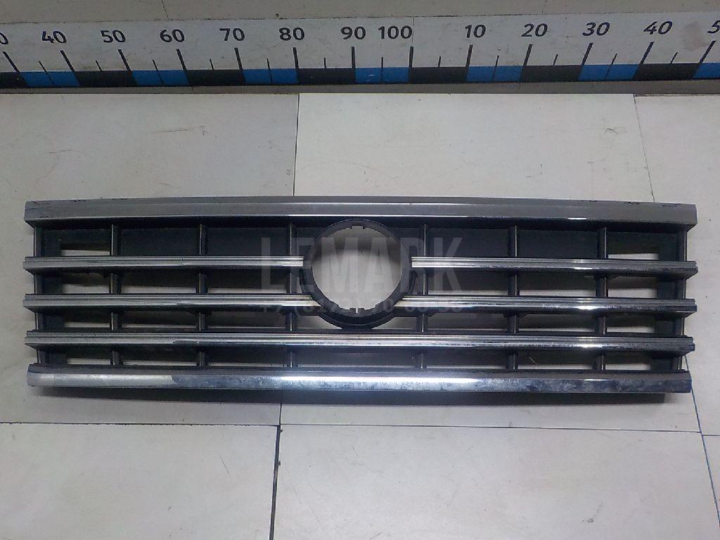 Решетка радиатора 760853651LRYP VAG