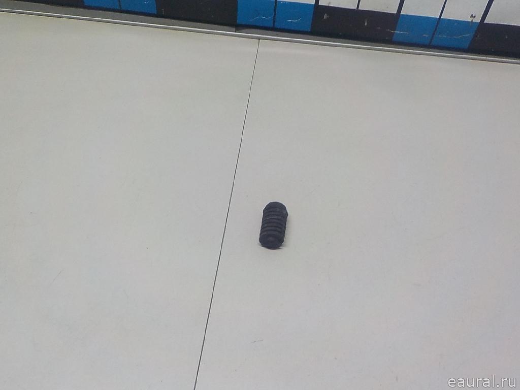 Отбойник капота