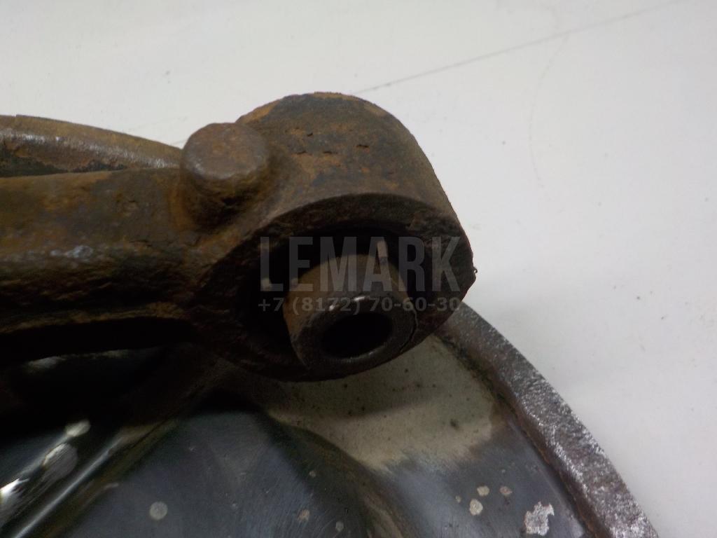 Кулак поворотный задний правый для  Audi V8 1988-1994