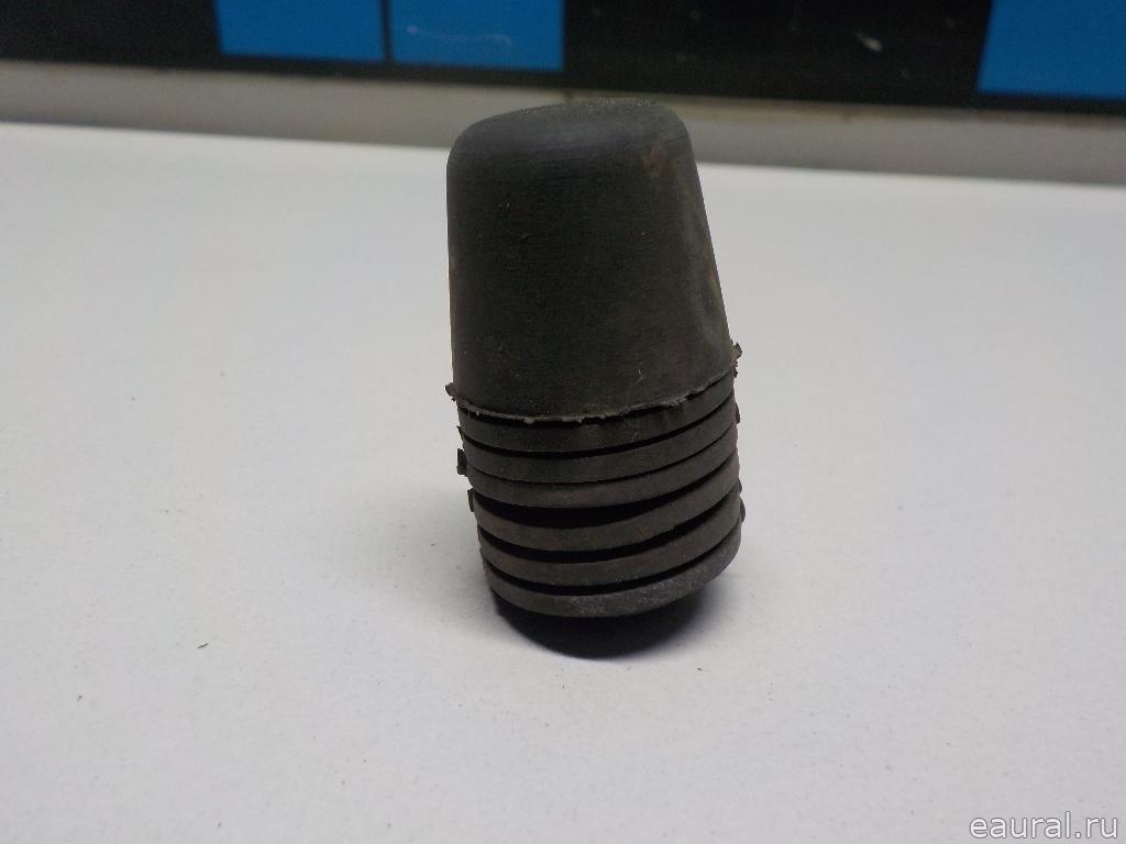 Отбойник капота