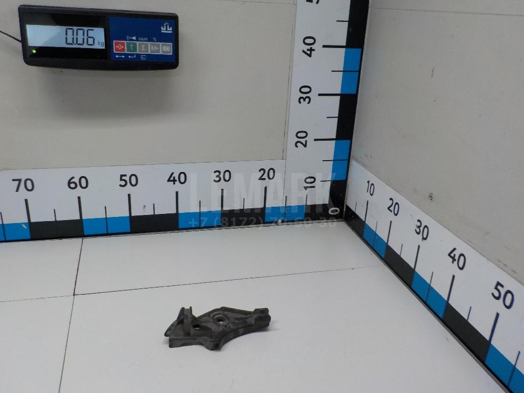 Кронштейн троса ручн. тормоза 1K0609639 VAG
