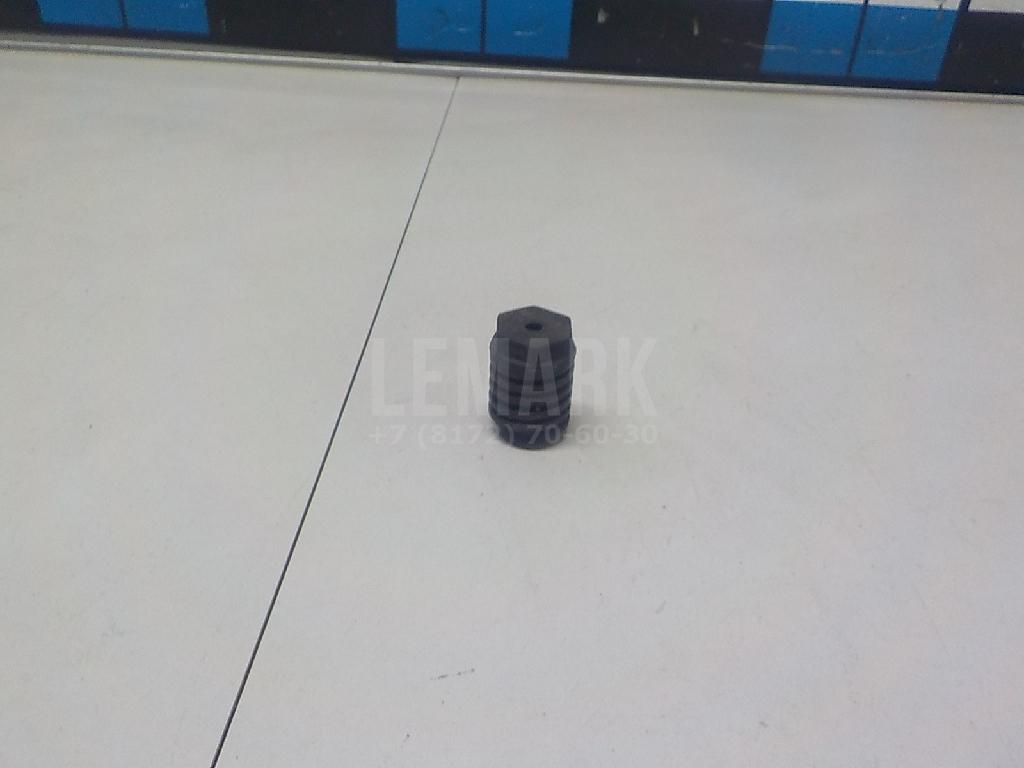 Отбойник капота