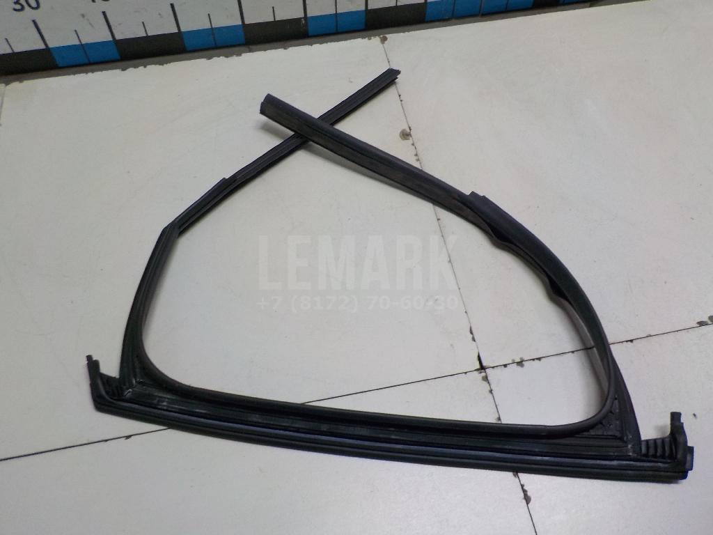 Уплотнитель стекла двери для  BMW 5-serie F10/F11 2009-2016