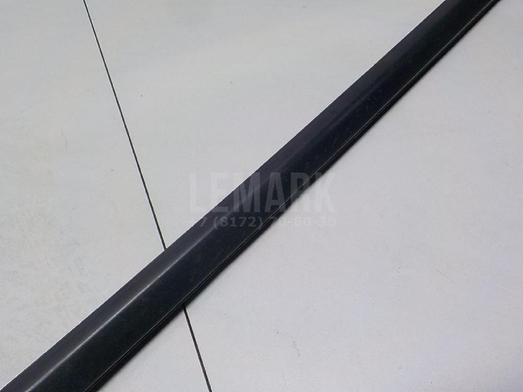 Накладка стекла заднего правого для  Citroen C4 2004-2011
