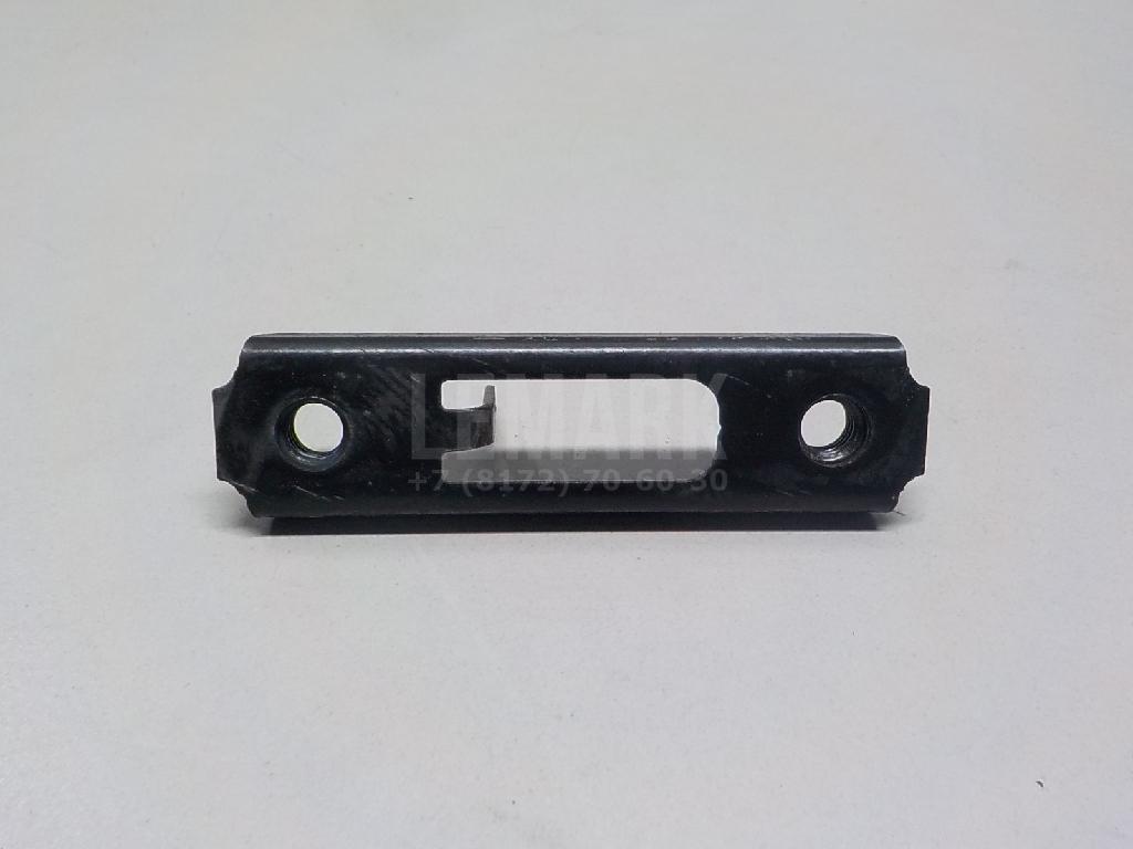 Кронштейн переднего бампера для  BMW 7-serie G11/G12 2015-2022