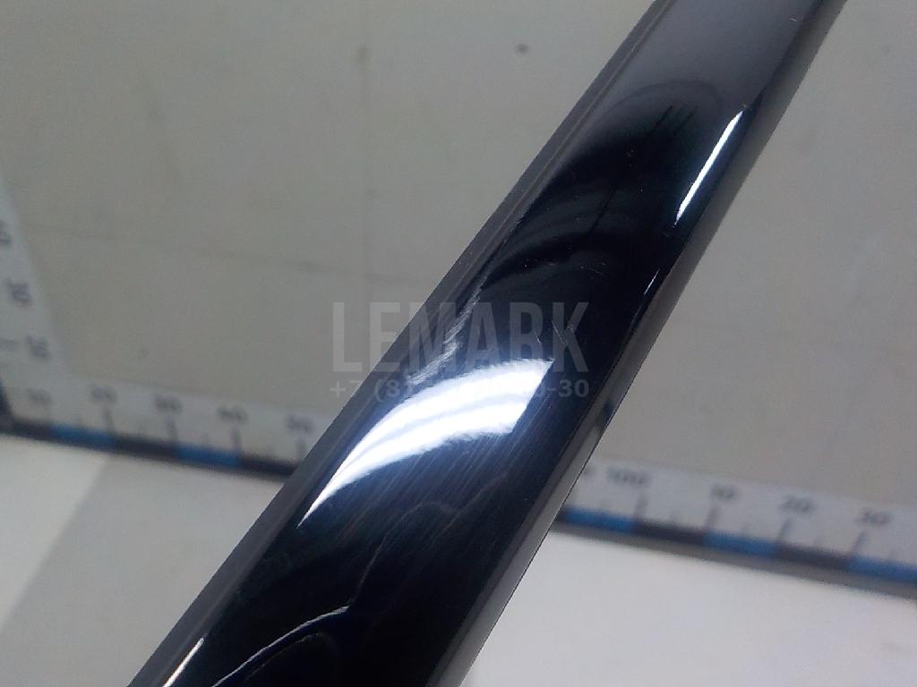 Накладка стекла переднего правого для  BMW X6 G06 2019