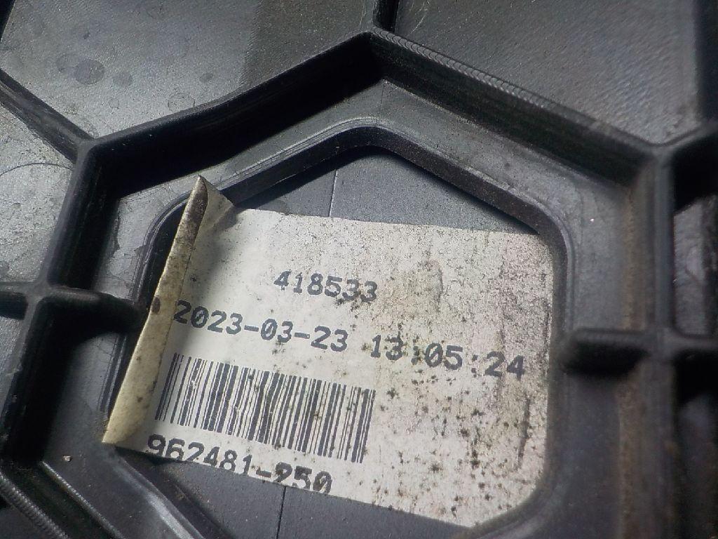 Накладка двери передней правой для  BMW 1-serie E82/E88 2007-2013