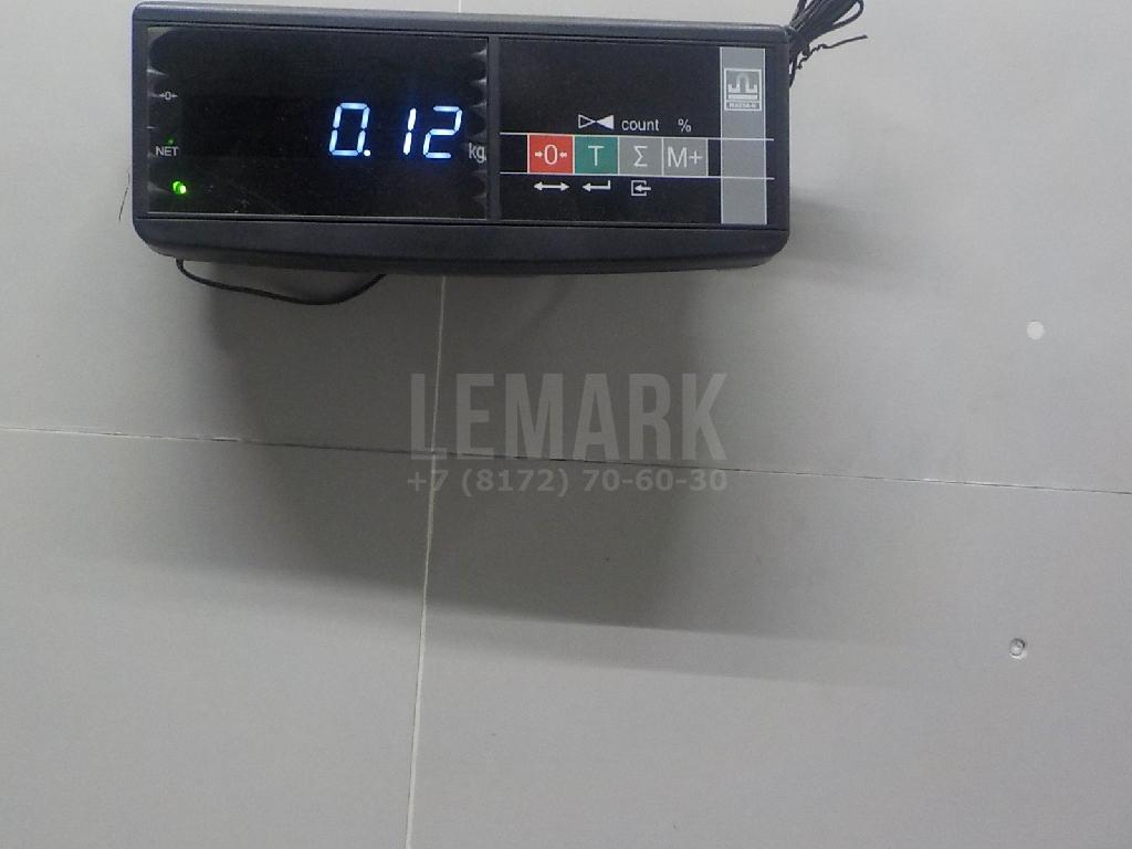 Накладка стекла заднего правого