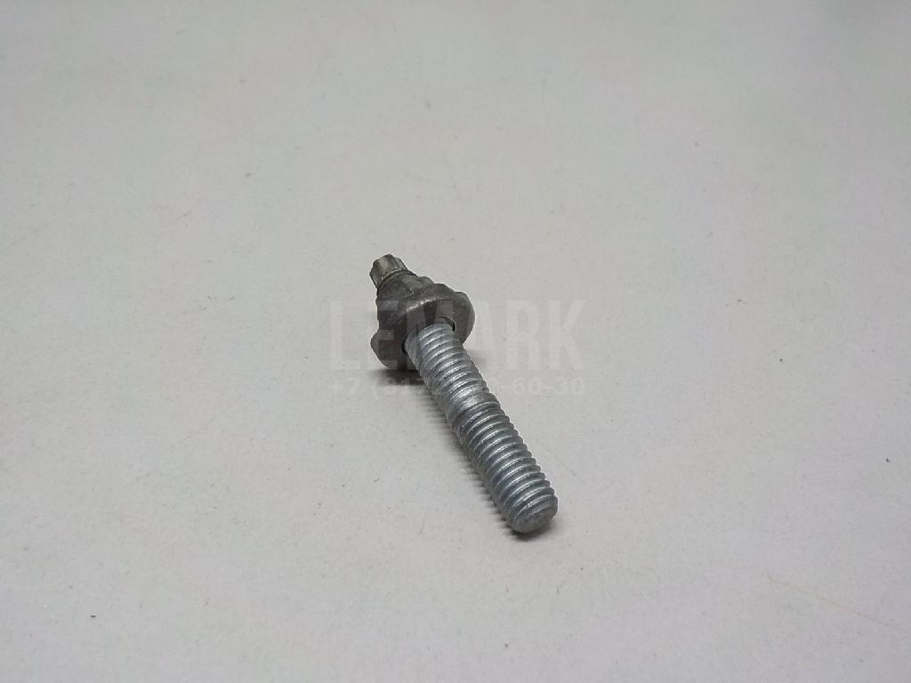 Шпилька впускного коллектора 1441600Q0H Nissan