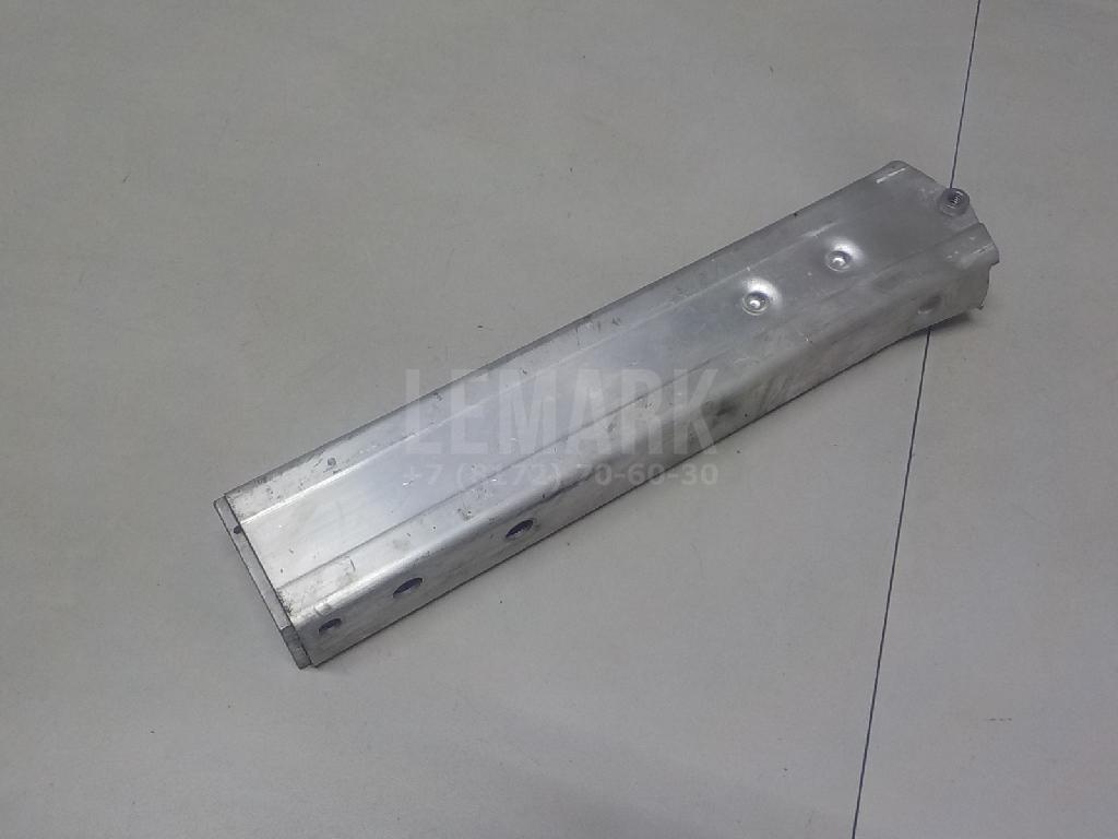 Кронштейн усилителя переднего бампера правый для  Audi A2 [8Z0] 2000-2005