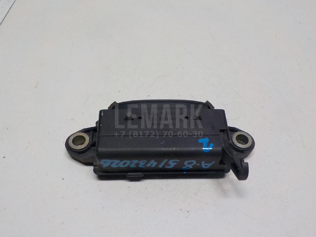 Ручка двери задней наружная левая для  Ford Fiesta 1995-2001