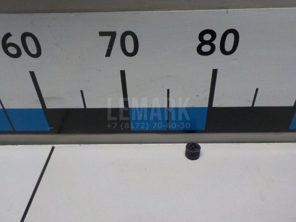 Отбойник капота
