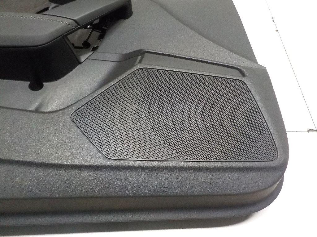 Обшивка двери передней левой для  BMW 3-serie F30/F31/F80 2011-2020