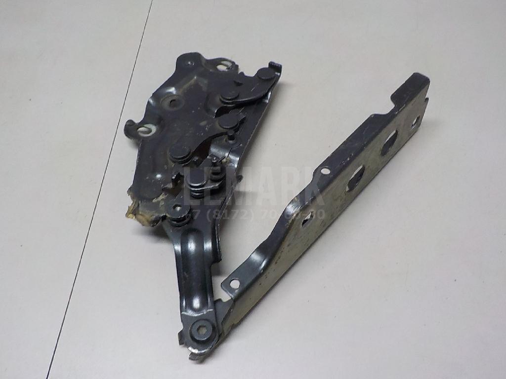 Петля капота правая