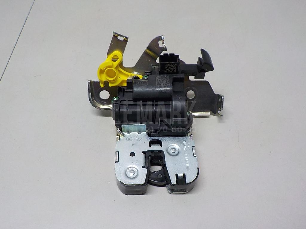 Замок багажника для  BMW 1-serie E82/E88 2007-2013
