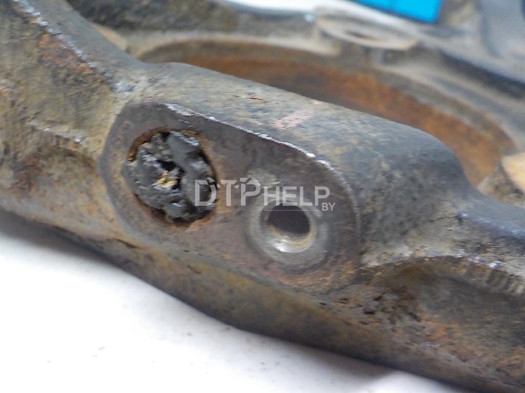 Фото Кулак поворотный передний правый для Kia Carnival  2006
