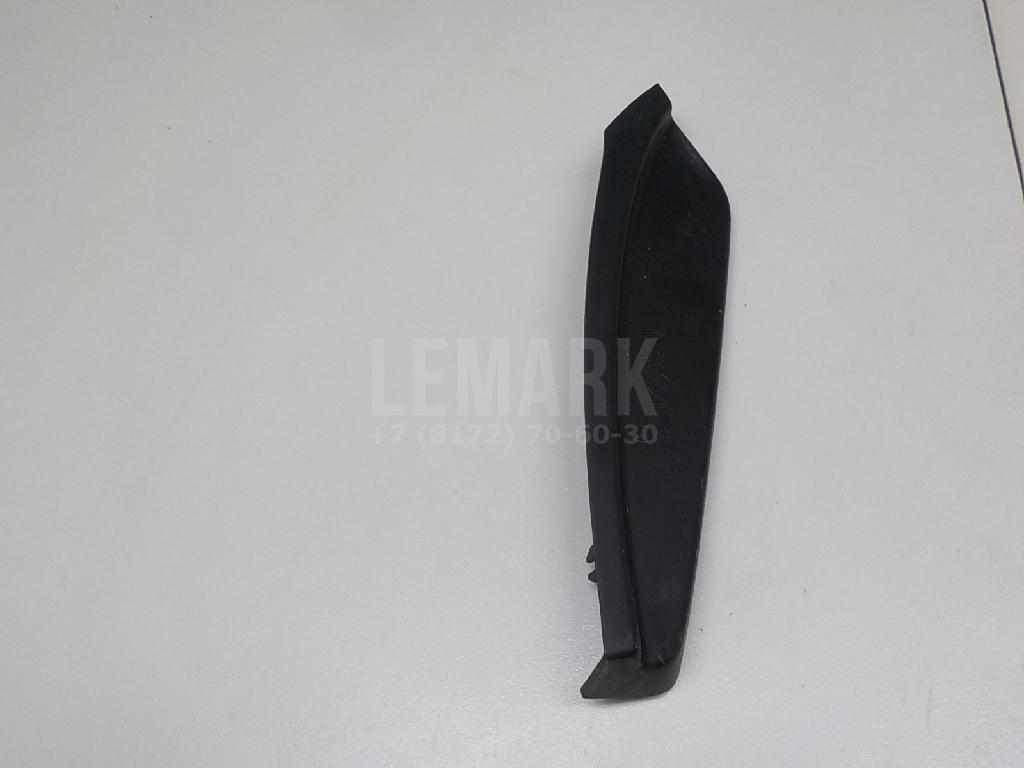 Щиток фонаря 7P69453129B9 VAG