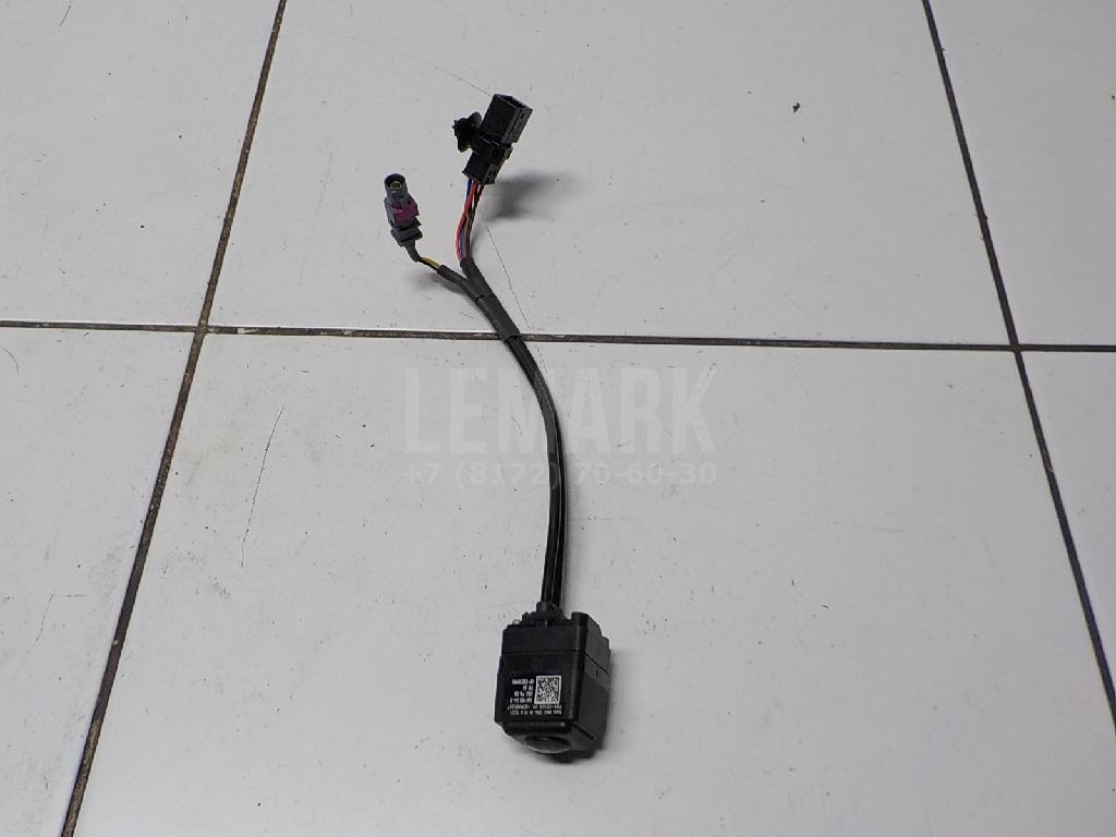 Камера заднего вида 5Q0980556B VAG