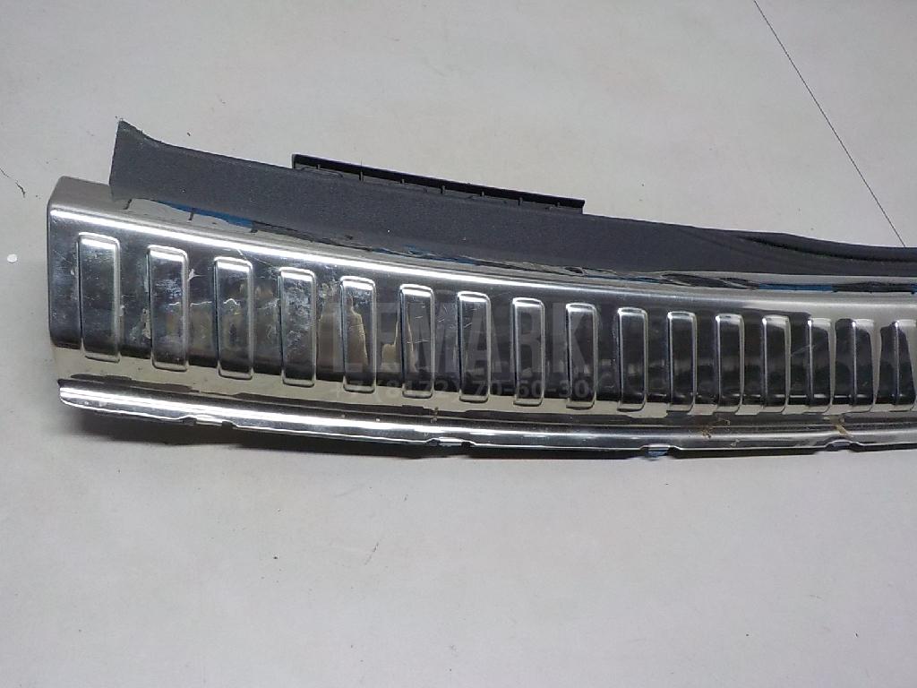 Обшивка багажника для  Cadillac Escalade III 2006-2014