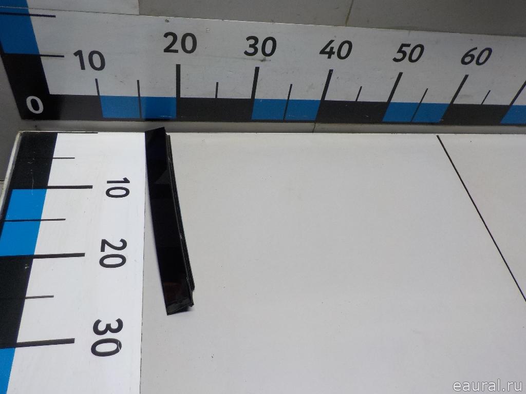 Накладка двери задней левой