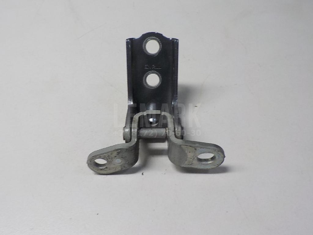 Петля двери задней левой нижняя 793502B020 Hyundai-Kia