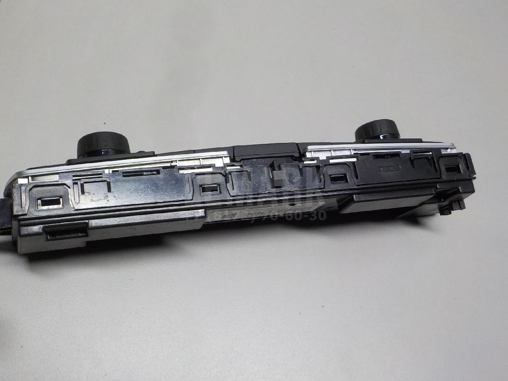 Блок управления климатической установкой для  BMW i8 I12 2014-2020