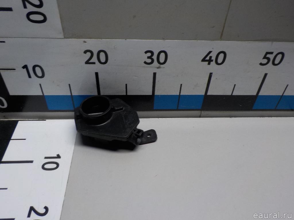 Горловина бачка омывателя