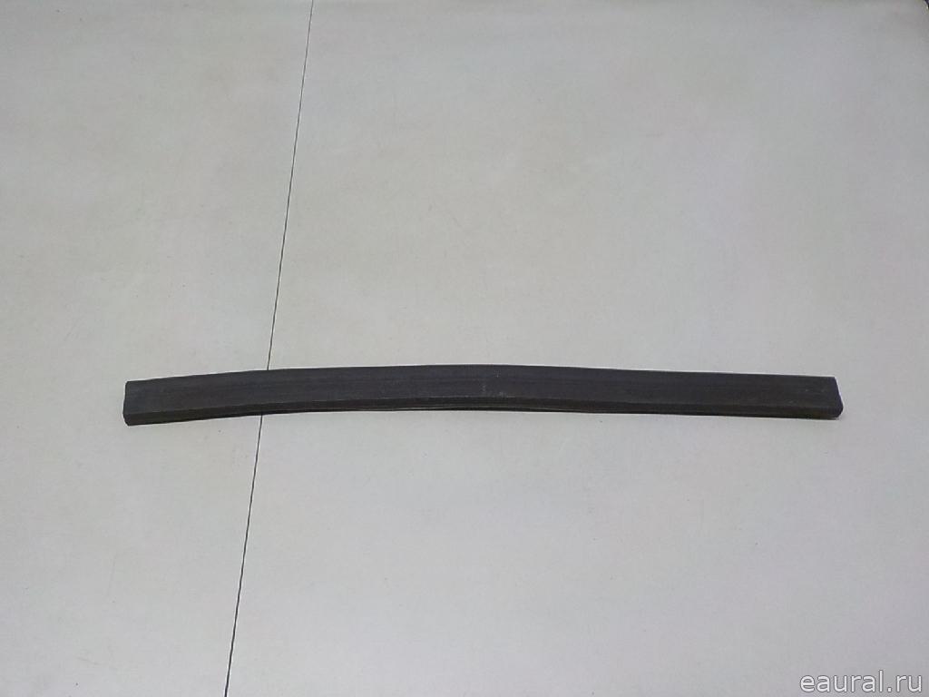 Уплотнитель капота