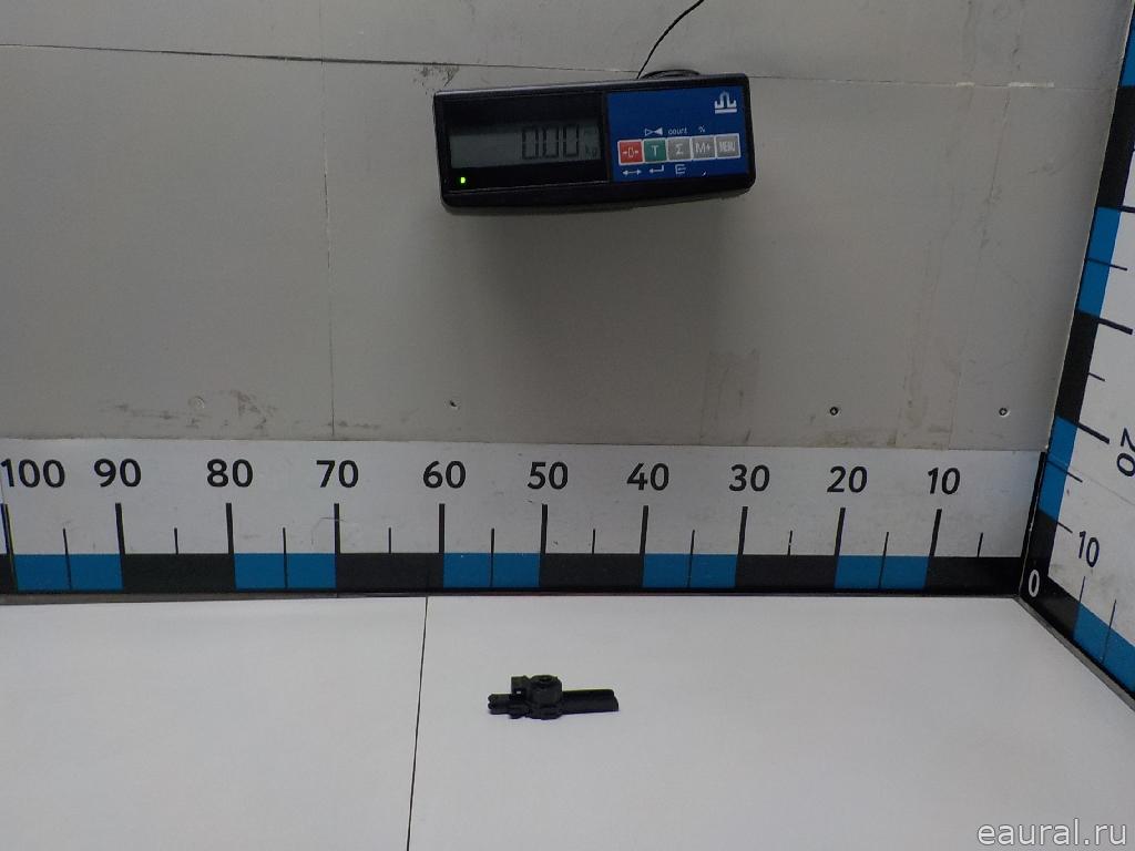 Демпфер бардачка