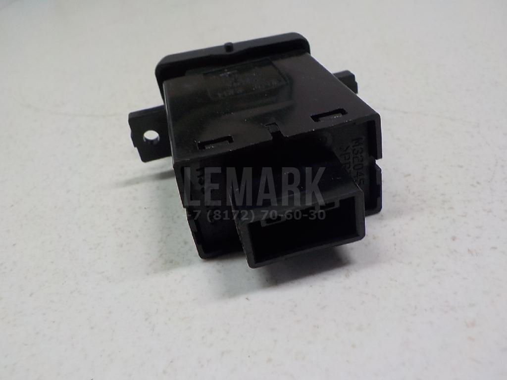 Кнопка обогрева сидений