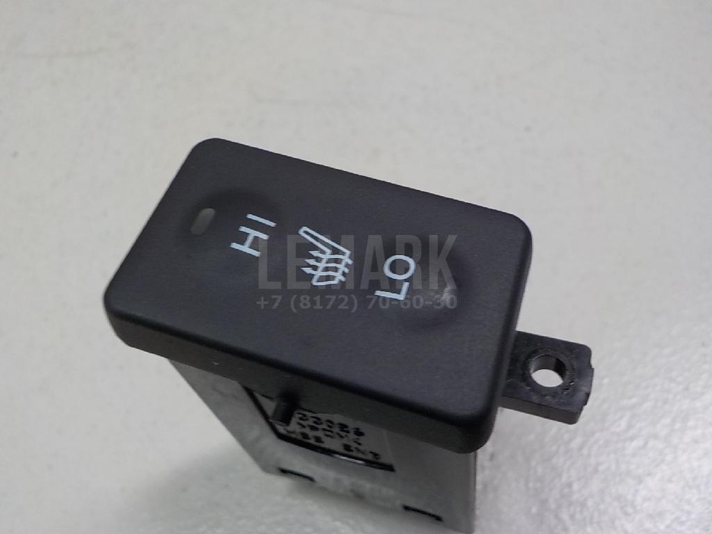 Кнопка обогрева сидений