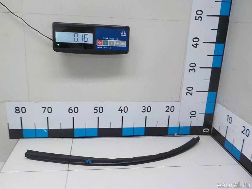 Уплотнитель стекла двери
