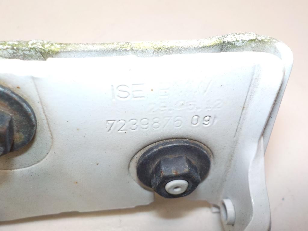 Петля двери багажника для  BMW X5 E53 2000-2007