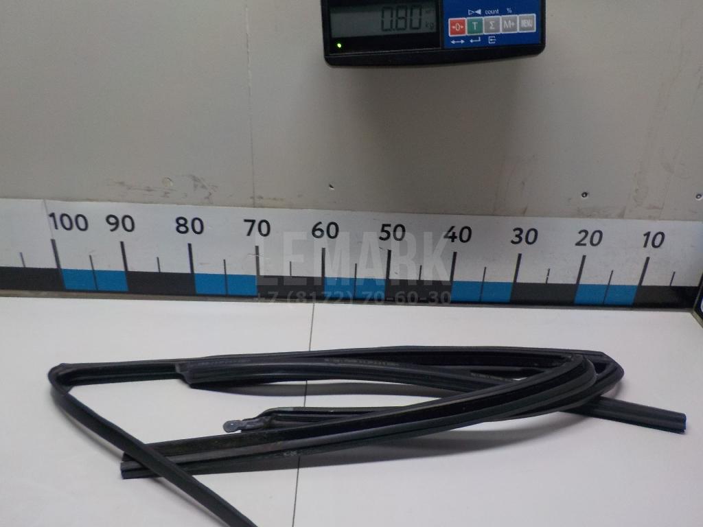 Уплотнитель стекла двери