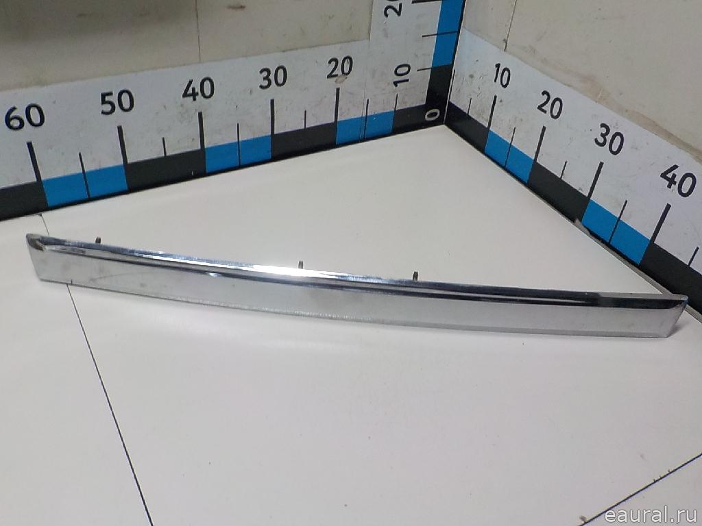 Накладка двери багажника