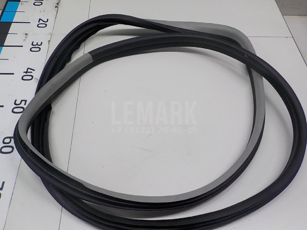 Уплотнитель двери 157943 GM