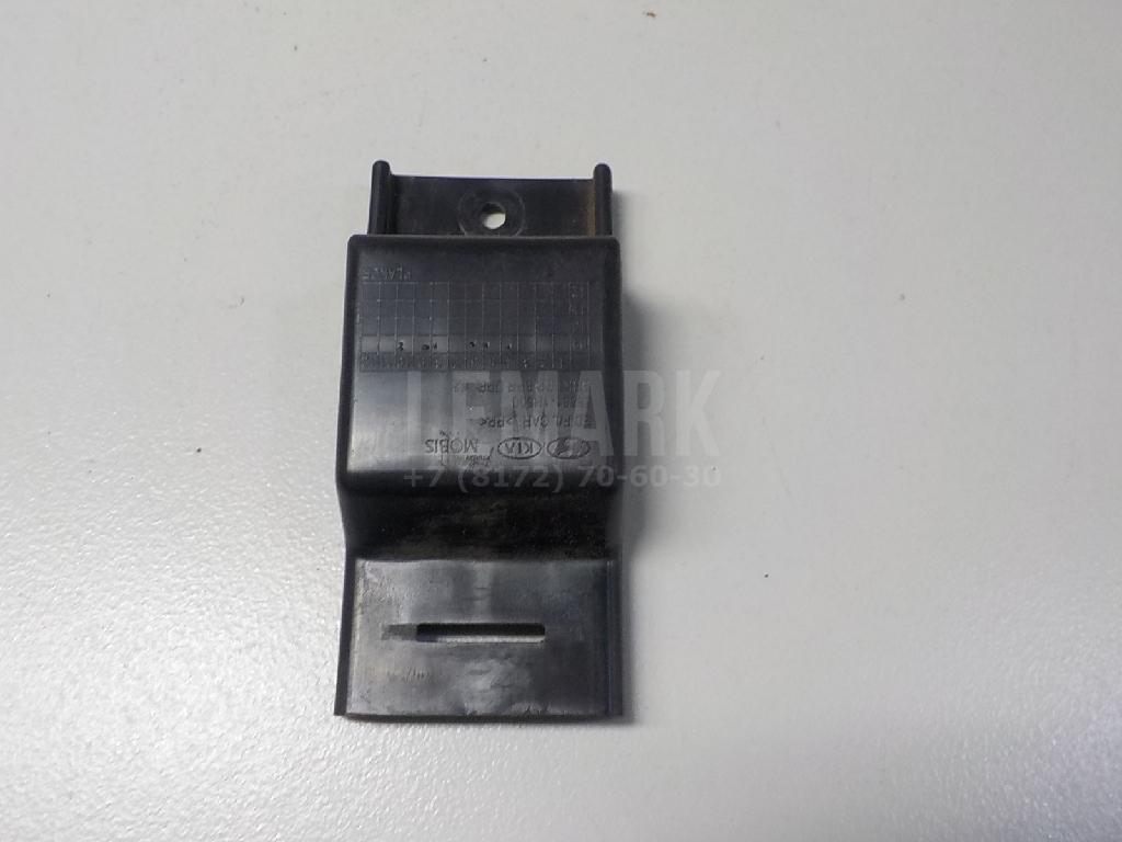 Кронштейн усилителя заднего бампера 866811H500 Hyundai-Kia
