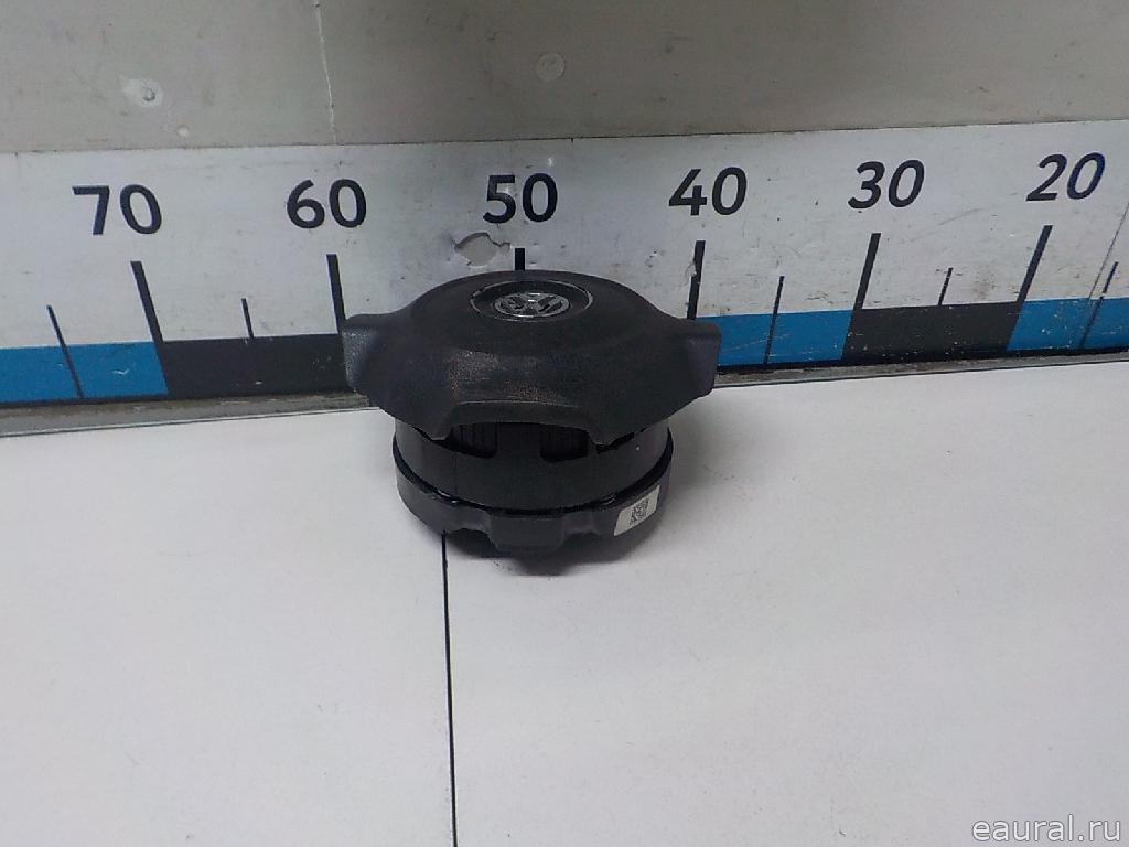 Подушка безопасности в рулевое колесо