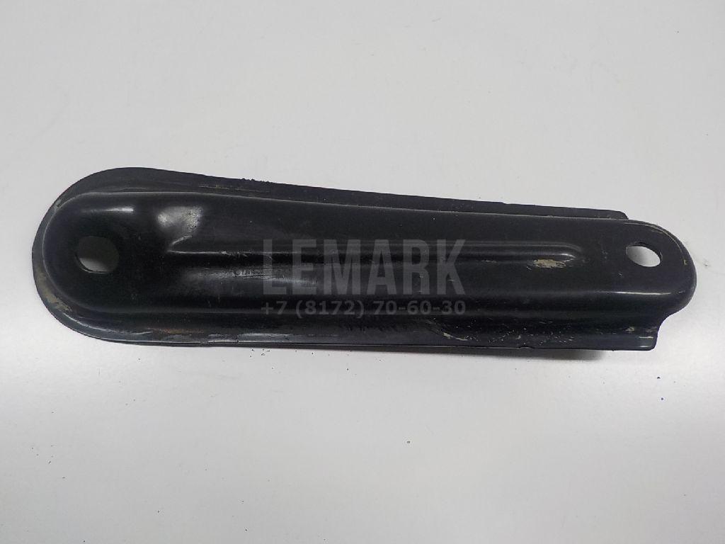 Кронштейн задней балки 5229642010 Toyota