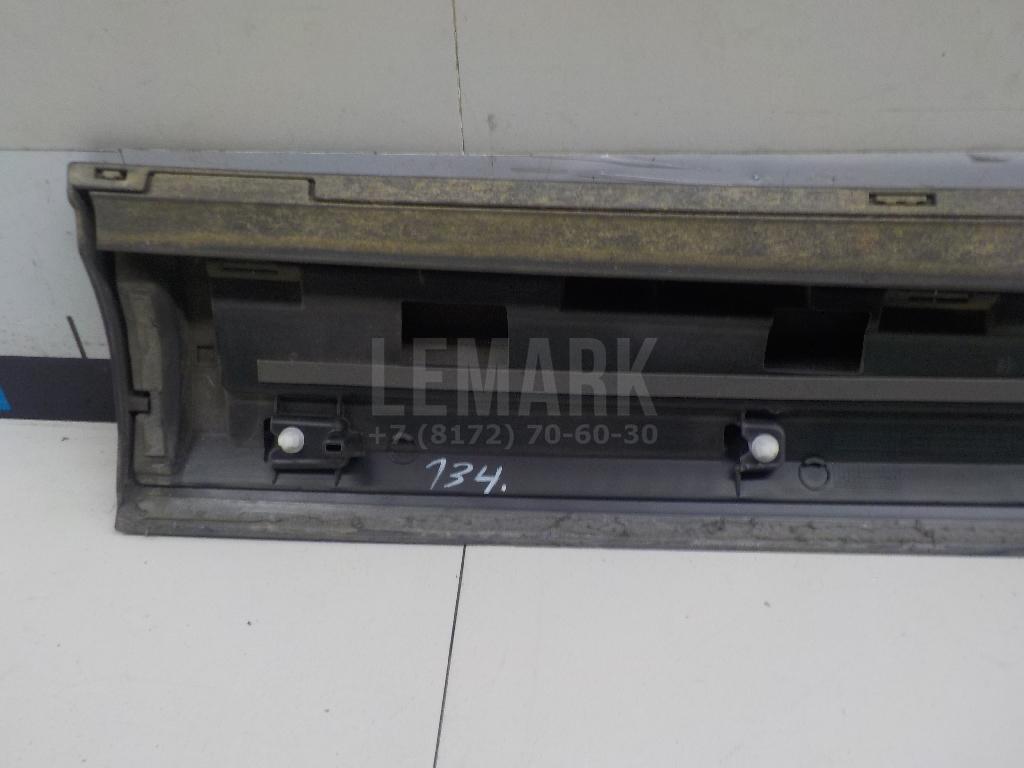 Накладка двери передней правой для  BMW 5-serie E60/E61 2003-2009