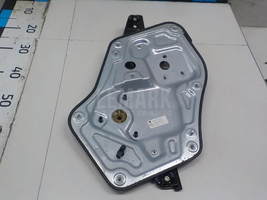Стеклоподъемник электр. передний правый 5L0837462 VAG