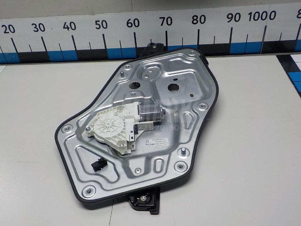 Стеклоподъемник электр. передний правый 5L0837462 VAG