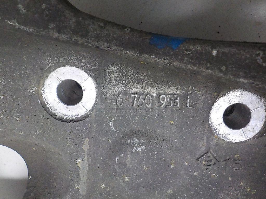 Кулак поворотный передний левый для  BMW 5-serie E34 1988-1995